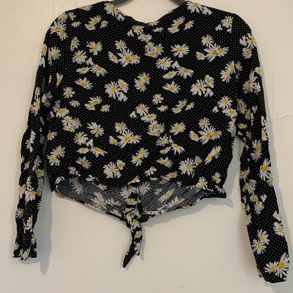 H&M crop top - Picture 3 of 3